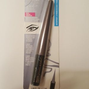 Maybelline Master Precise Metallic Ink Violet